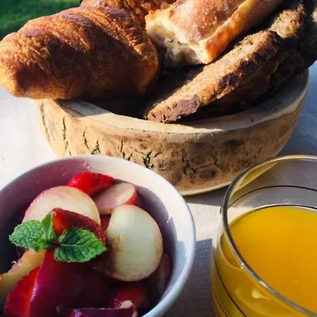 La Maison Moutchic Couette-café *